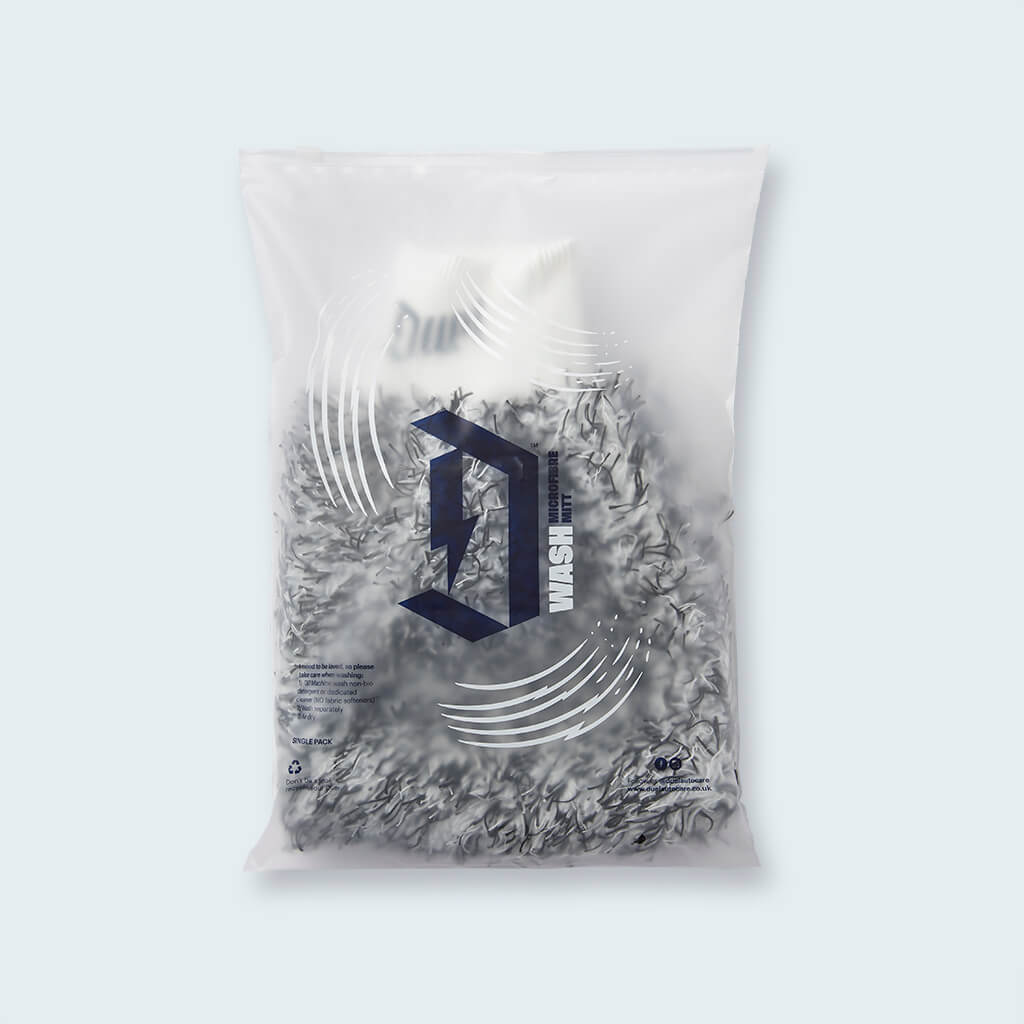 Duel Microfibre Wash Mitt Black in packaging