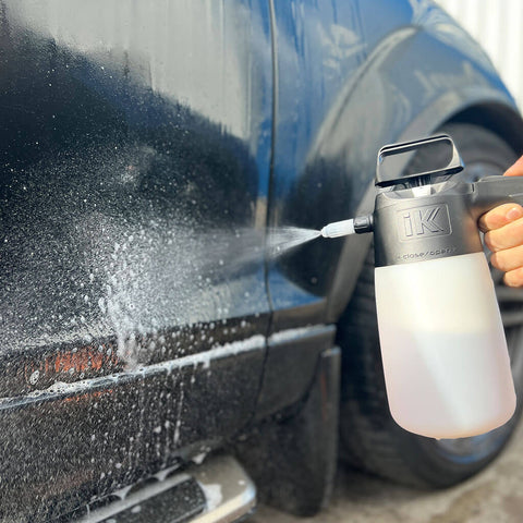 IK Sprayer MULTI 1.5 in use