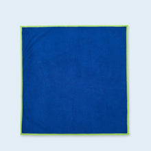 Duel glass cloth fully unfolded to show its 40cm by 40cm size