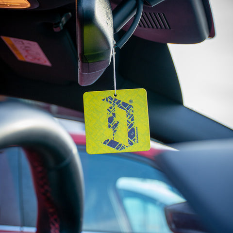 Duel Ombre Nomade hanging car air freshener hanging from the rear view mirror